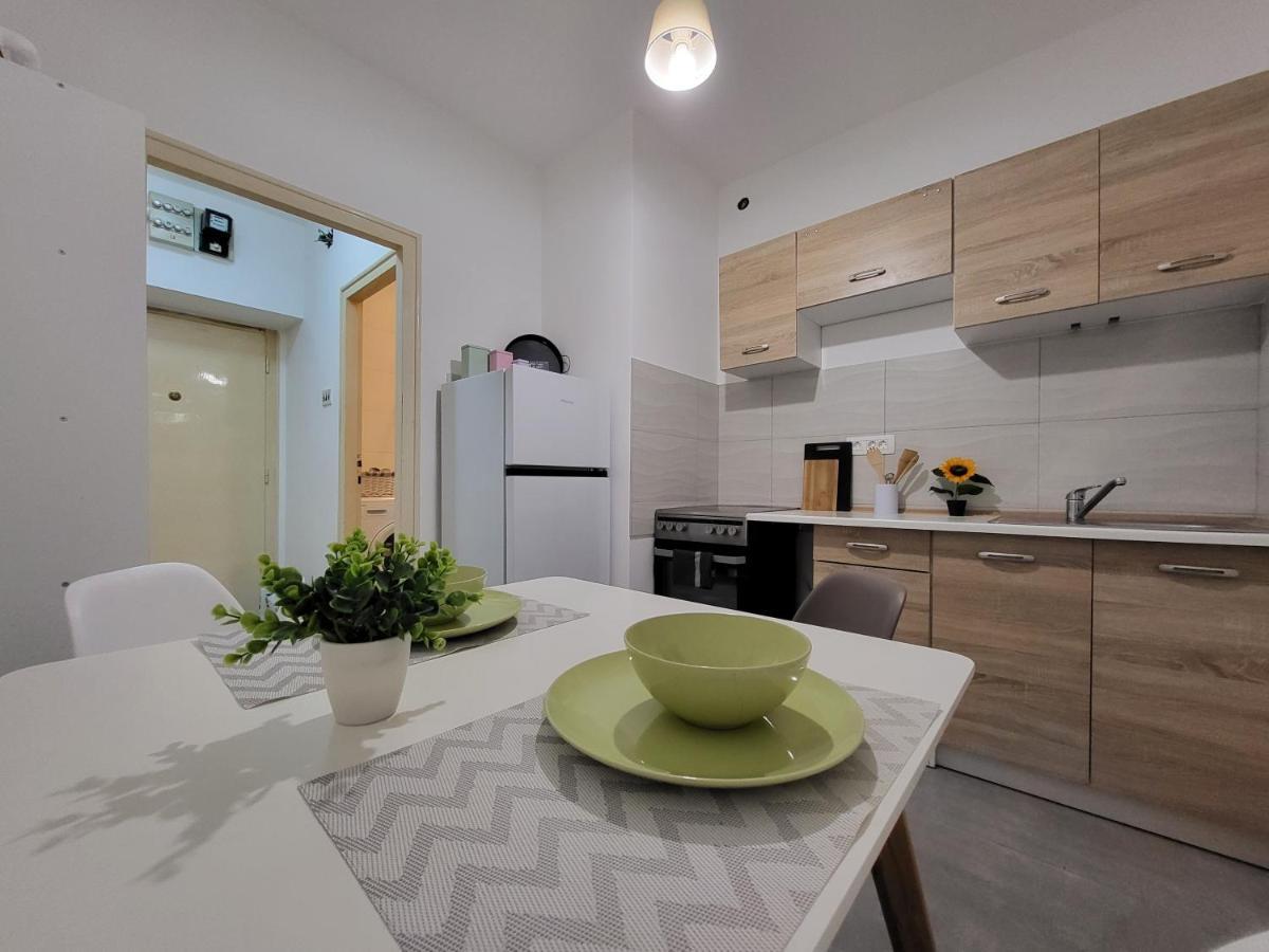 Cozy Apartment With Balcony 10 Min From The Beach Rijeka Eksteriør billede