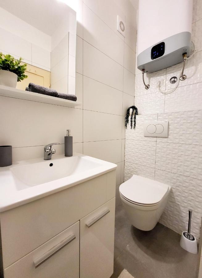 Cozy Apartment With Balcony 10 Min From The Beach Rijeka Eksteriør billede